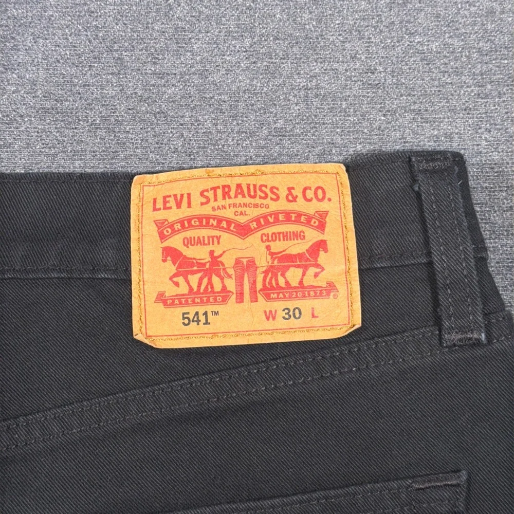 Levi's 541 Athletic Taper Shorts Mens 30 Black Denim Stretch Casual Cotton Jorts